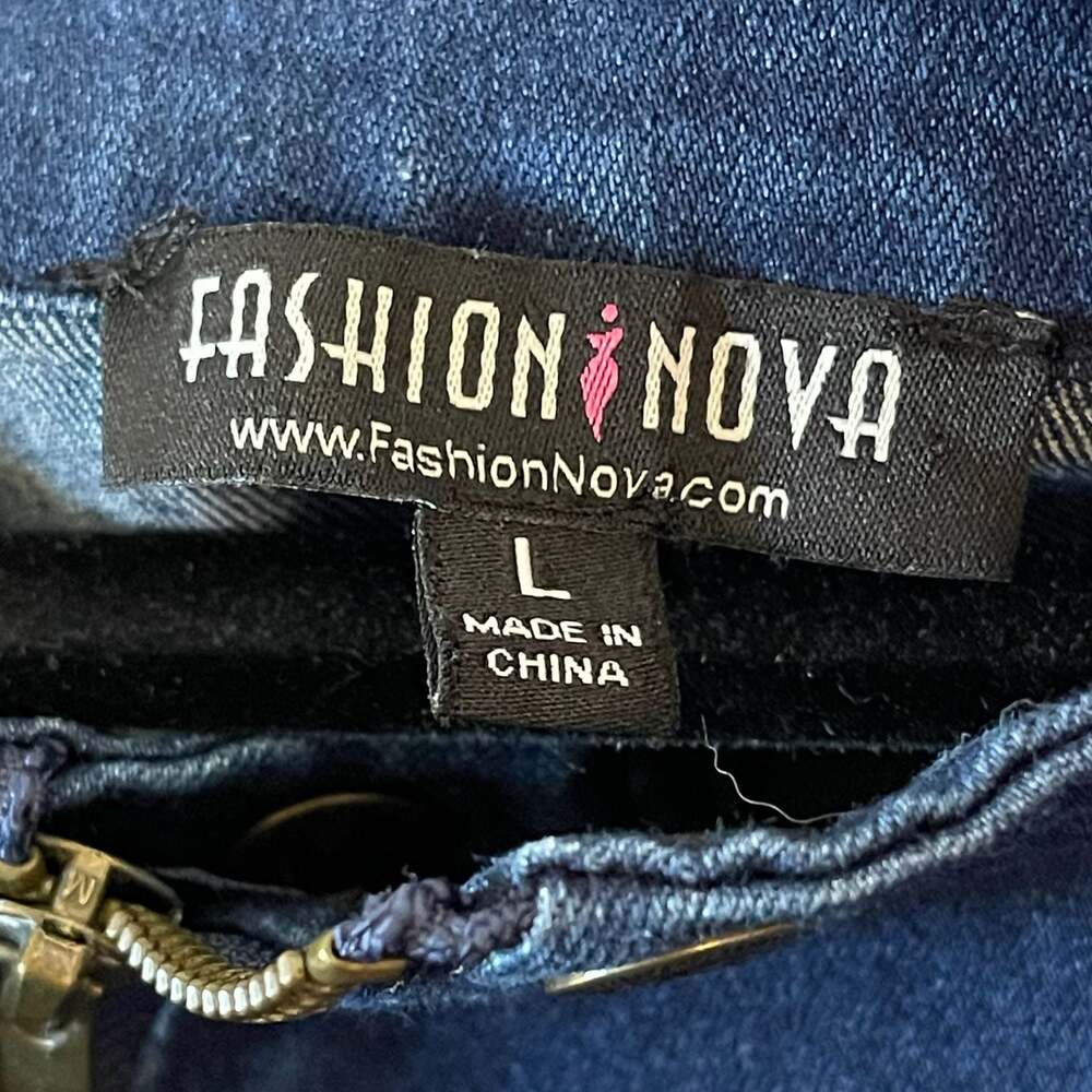Fashion Nova Off-the-Shoulder Zip Front Denim Mini Dress with Belt - Picture 5 of 9
